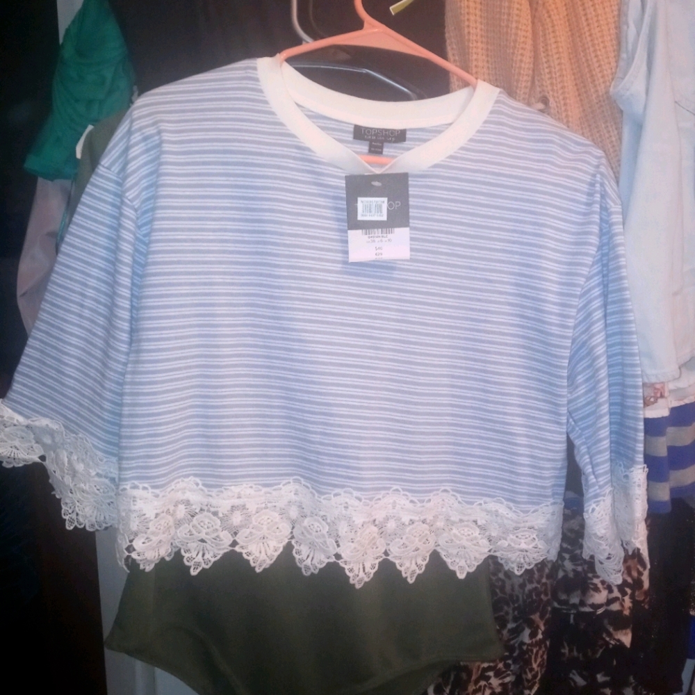 NWT CROP BLOUSE